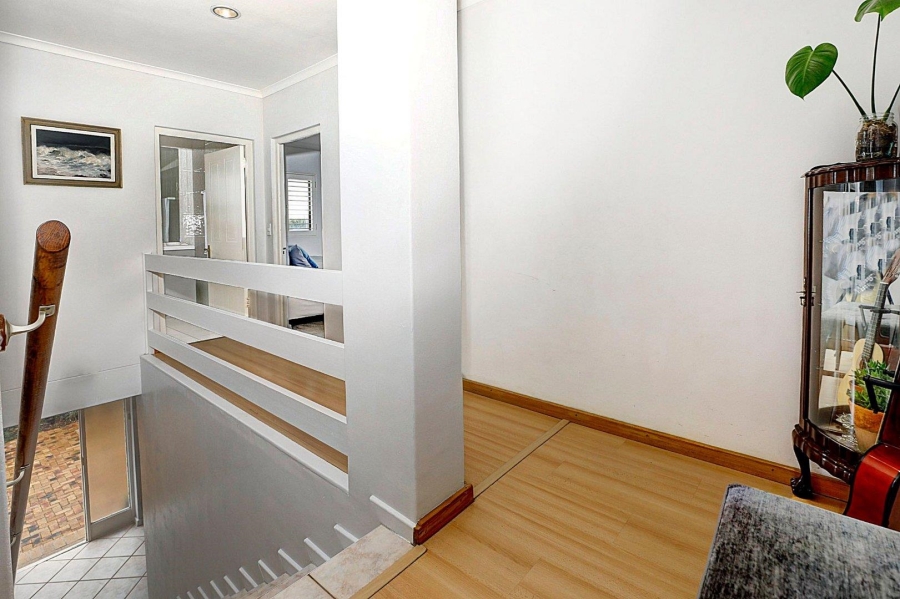 4 Bedroom Property for Sale in Welgemoed Western Cape